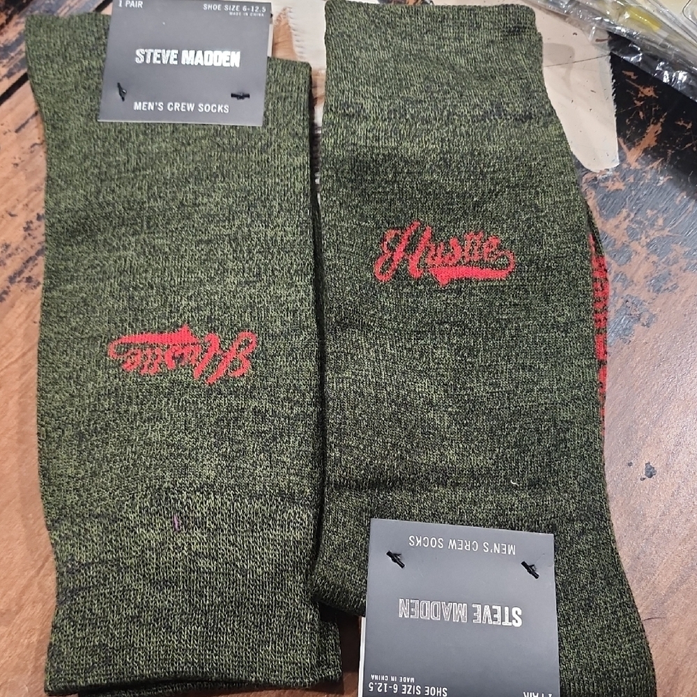 Men’s Steve Madden Hustle Socks Set Of 2 Pairs NWT Hustle-Green New
